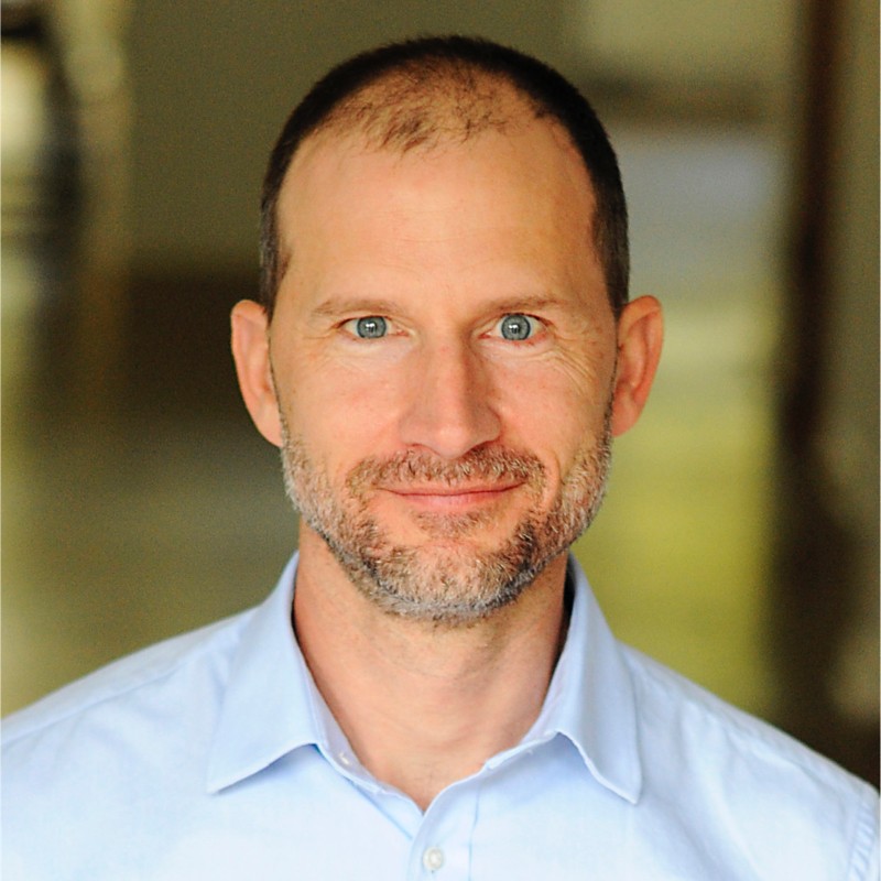 headshot of Fullstory's Scott Voigt 