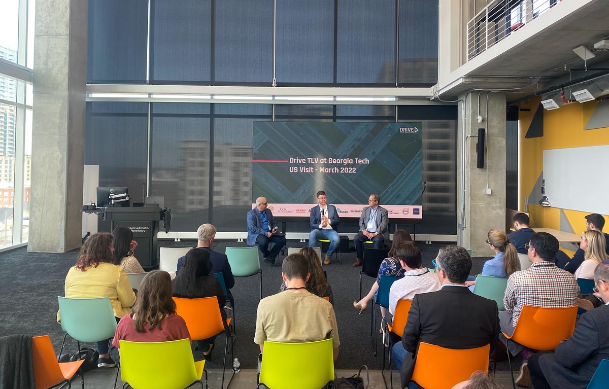 What role can startups play in smart mobility?