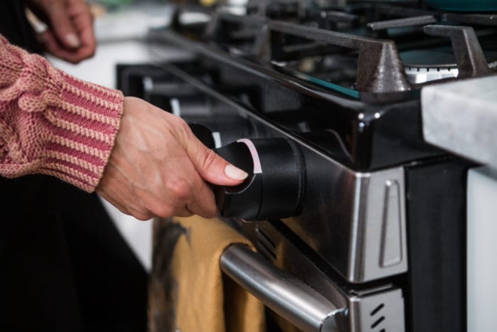 Preventing Kitchen Fires Is As Easy As Pie With These Smart Stove Knobs