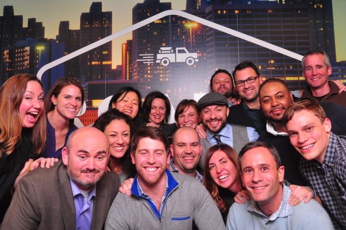 Friendshipping | First Neighbor-to-Neighbor Shipping Network