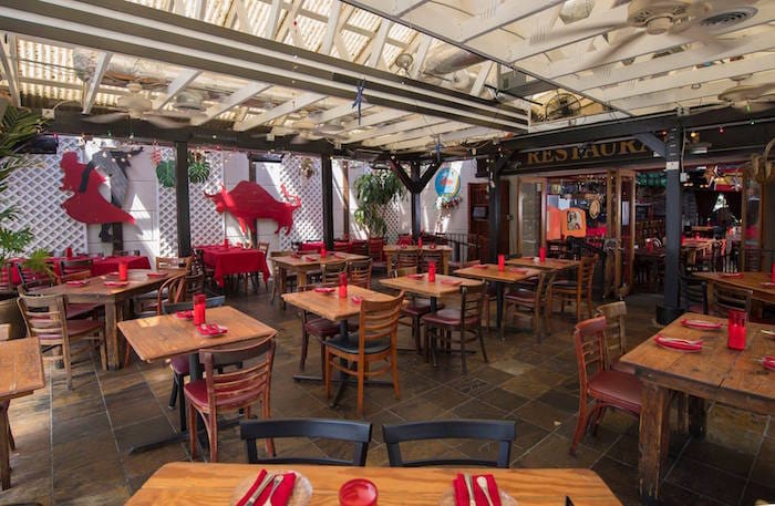 Grab A Bite, Make A Friend: Spice Up Your Lunch Hour and Dine With 9